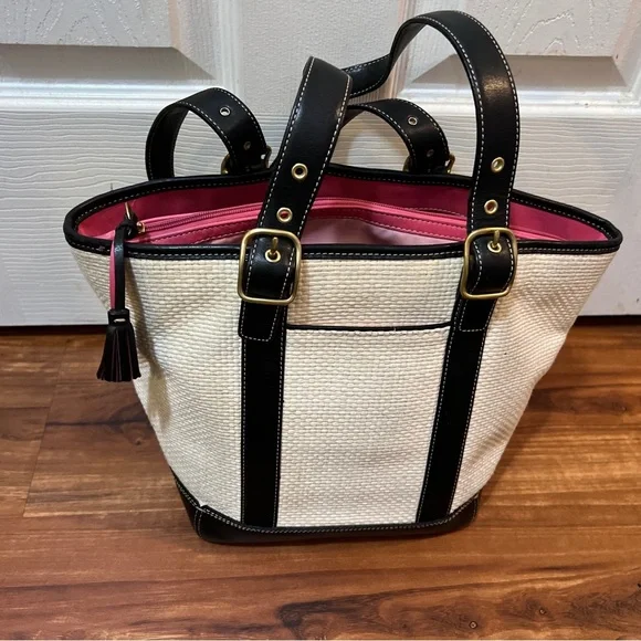 Coach Medium Tote - Picture 10 of 13